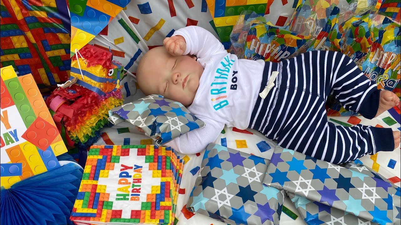 Celebramos el cumpleaños de mi bebé reborn Noah en el patio de la casa | hay piñata !
