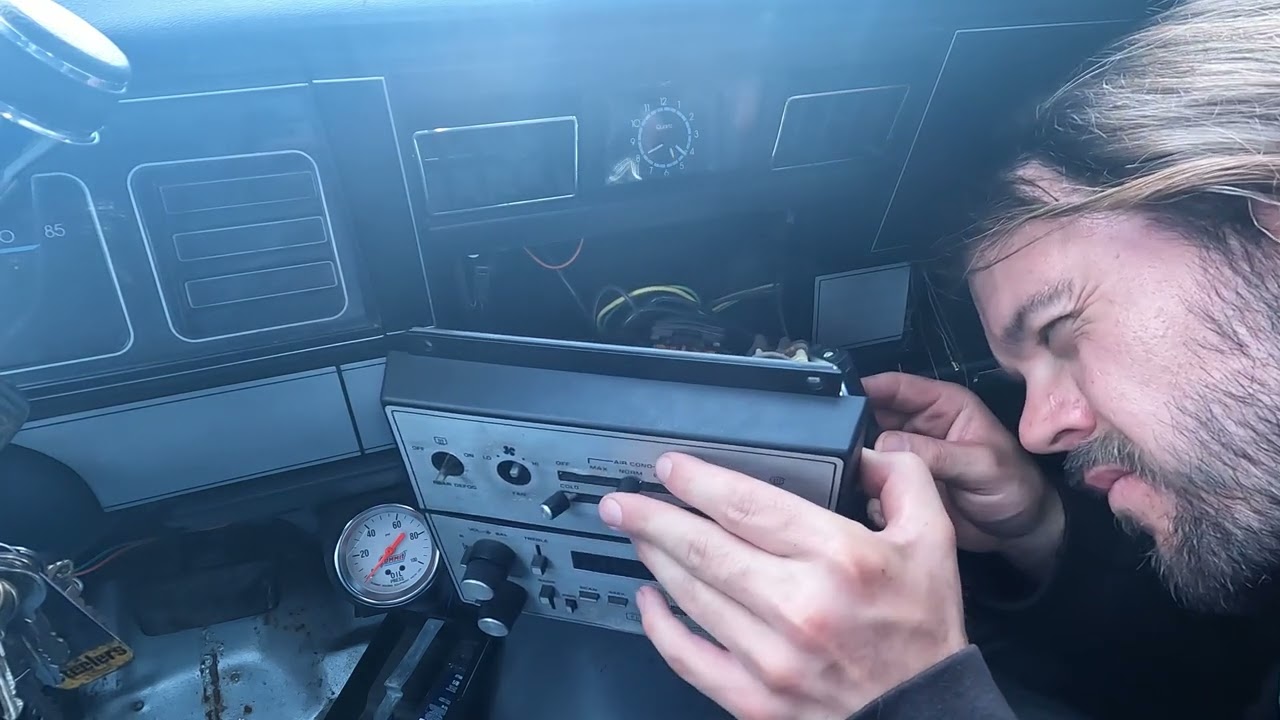 Fixing The Radio In My Chevy Caprice