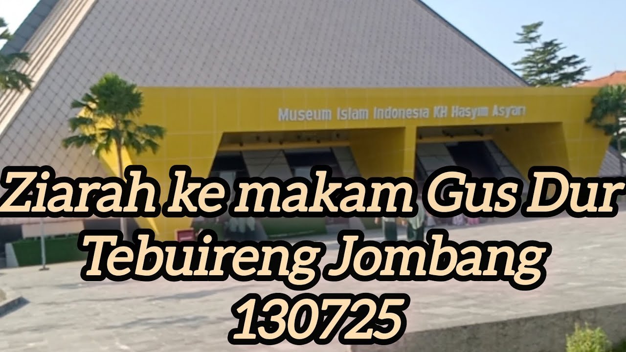 Ziarah ke makam Gus Dur di Tebuireng Jombang