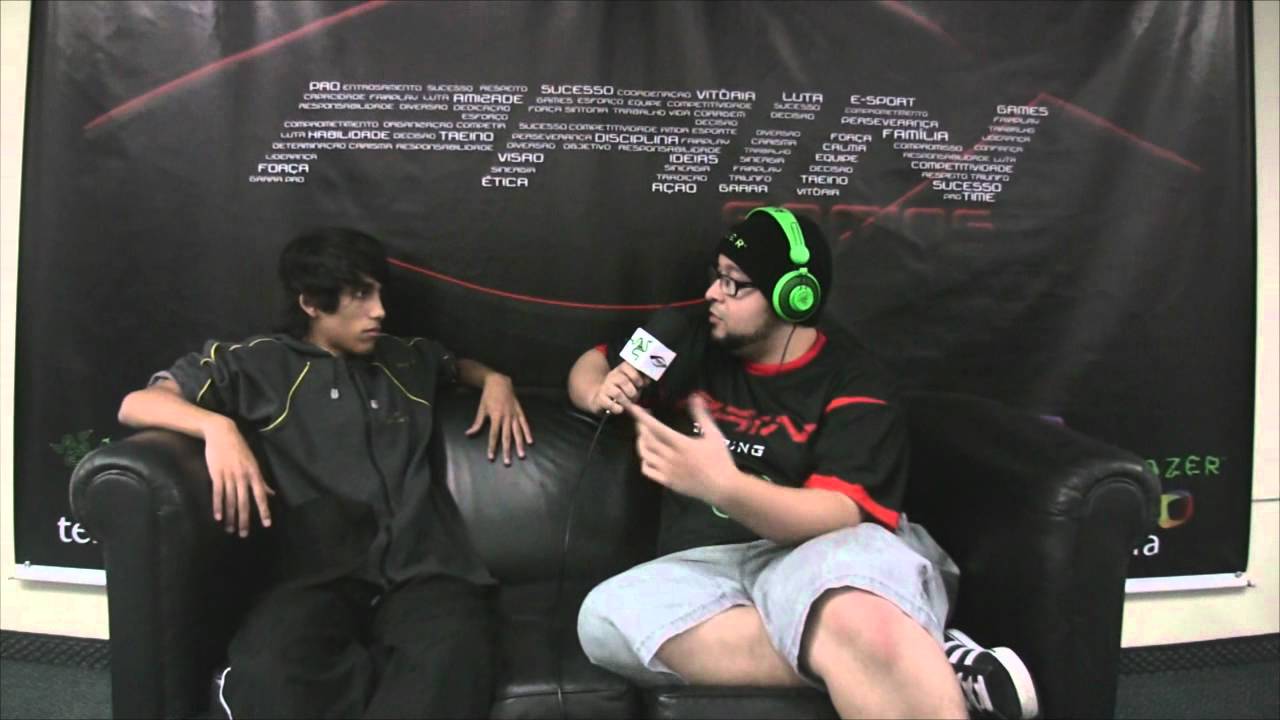 F&atilde; do paiN Gaming realiza o sonho de jogar ao lado de MIT.