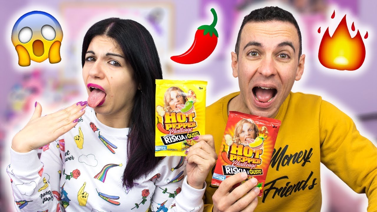 HOT PEPPER CHALLENGE CON IL MIO FIDANZATO! RISKIA IL GUSTO PICCANTE!