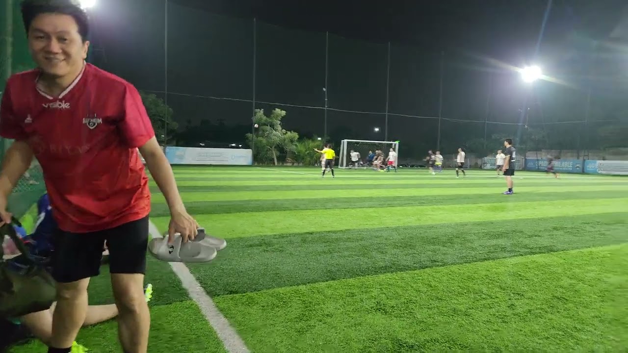 MATCH 1 HITAM 1-1 PUTIH