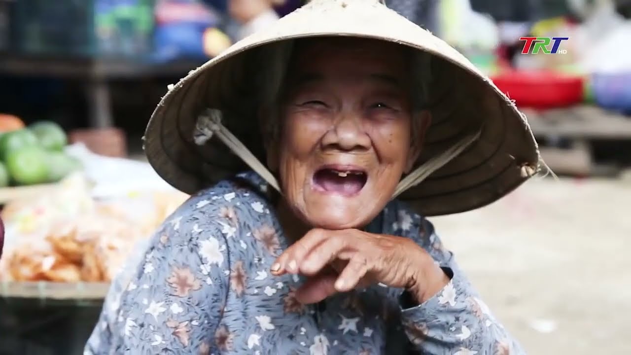 Chợ Dưỡng Mong, làng Dưỡng Mong Thượng, xã Phú Mỹ, huyện Phú Vang, tỉnh Thừa Thiên Huế