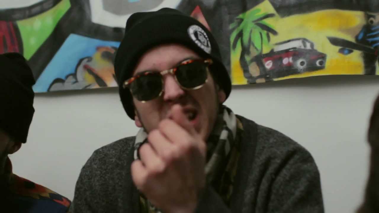 Dead Obies interprète $ud $ale