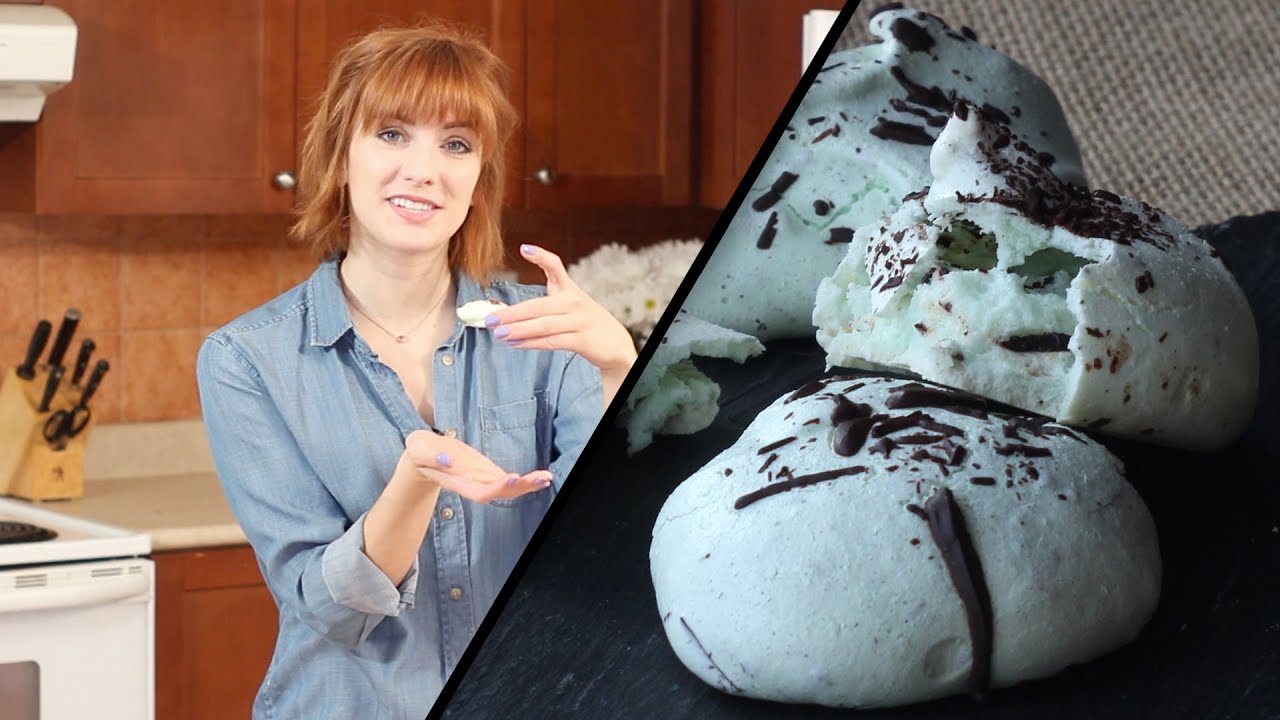 Mint Chocolate Meringues | Julie Nolke