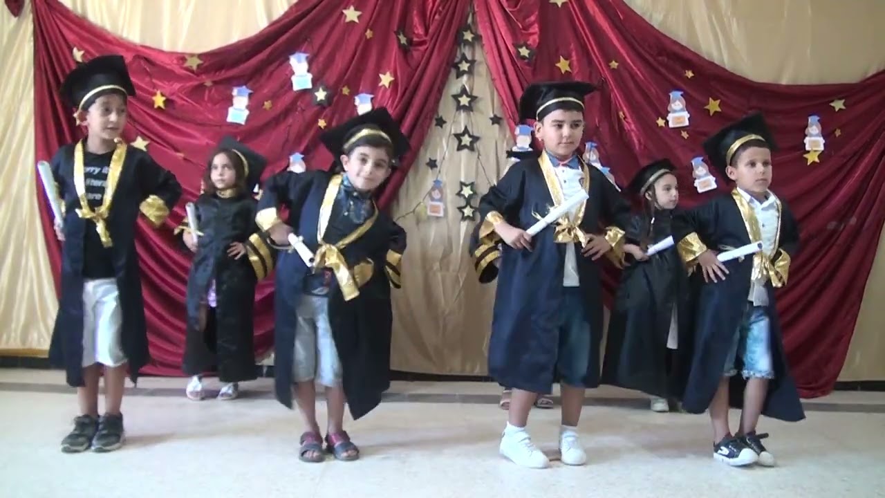 رقصة التخرج مجموعة 2 و حياة قلبي و افراحو