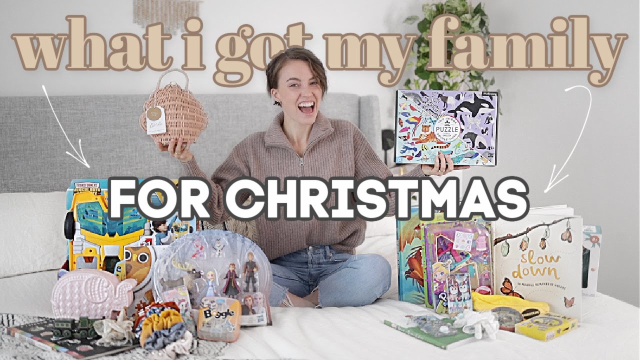 What I Got My Family For Christmas *MINIMAL* AND come Christmas shopping with me!