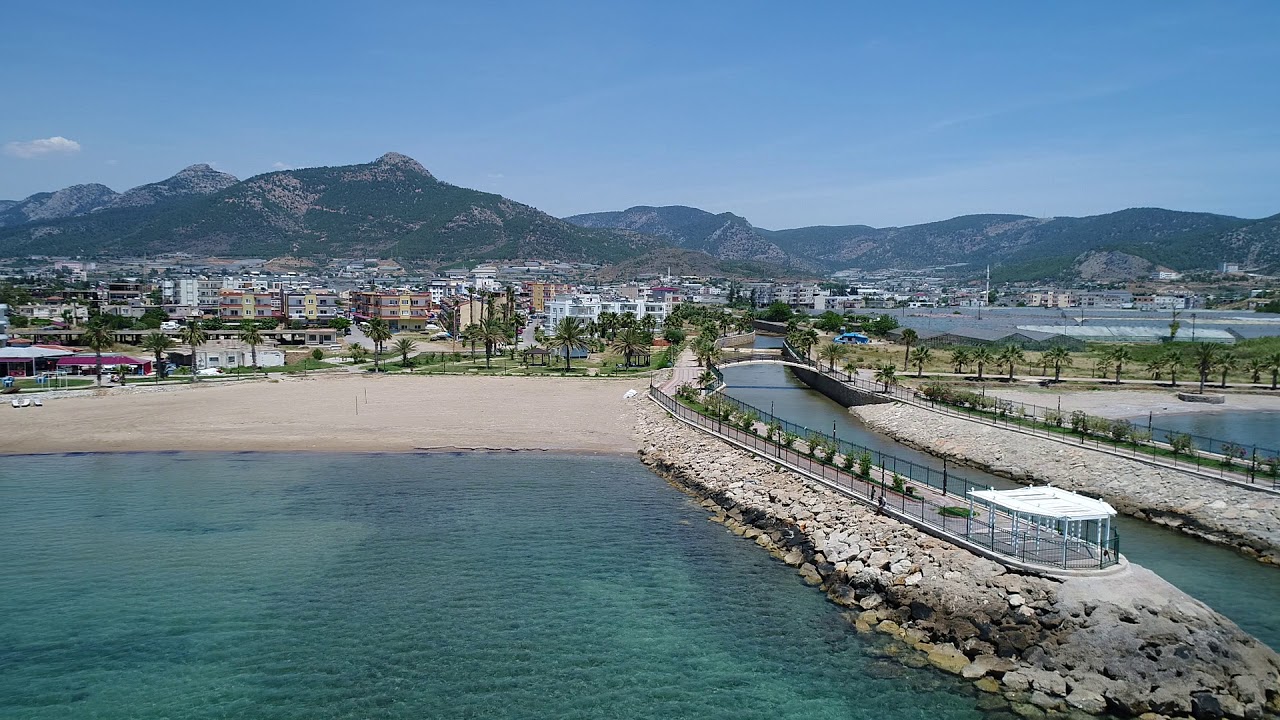 Aydıncık sahili