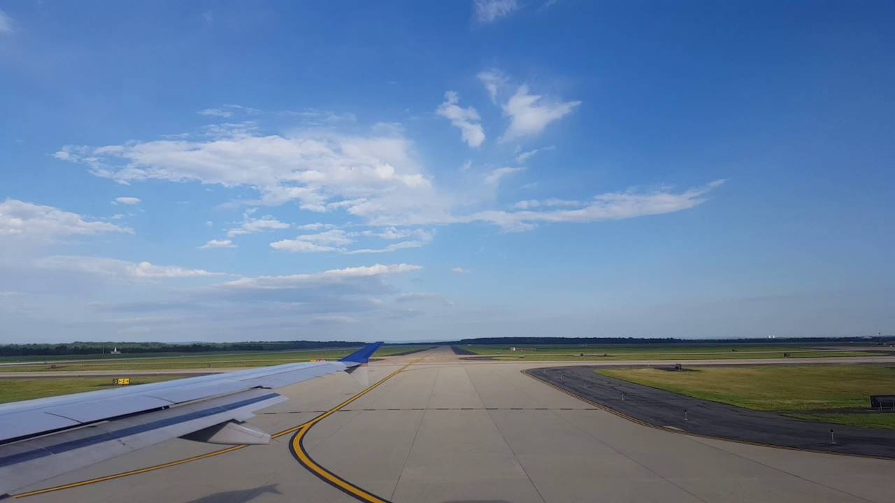 United Airlines A320 Takeoff from Washington Dulles Airport