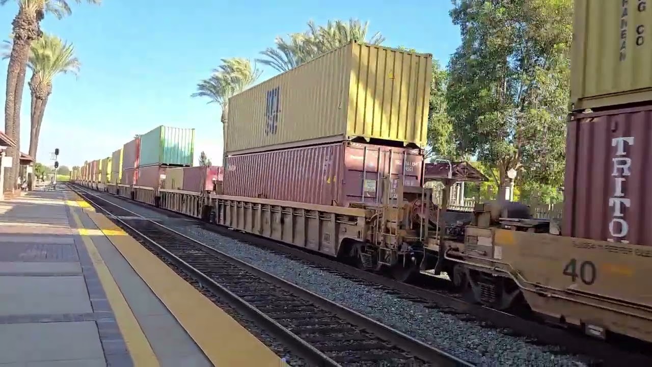 Foamerton station Railfanning NS lead & both NPCUs