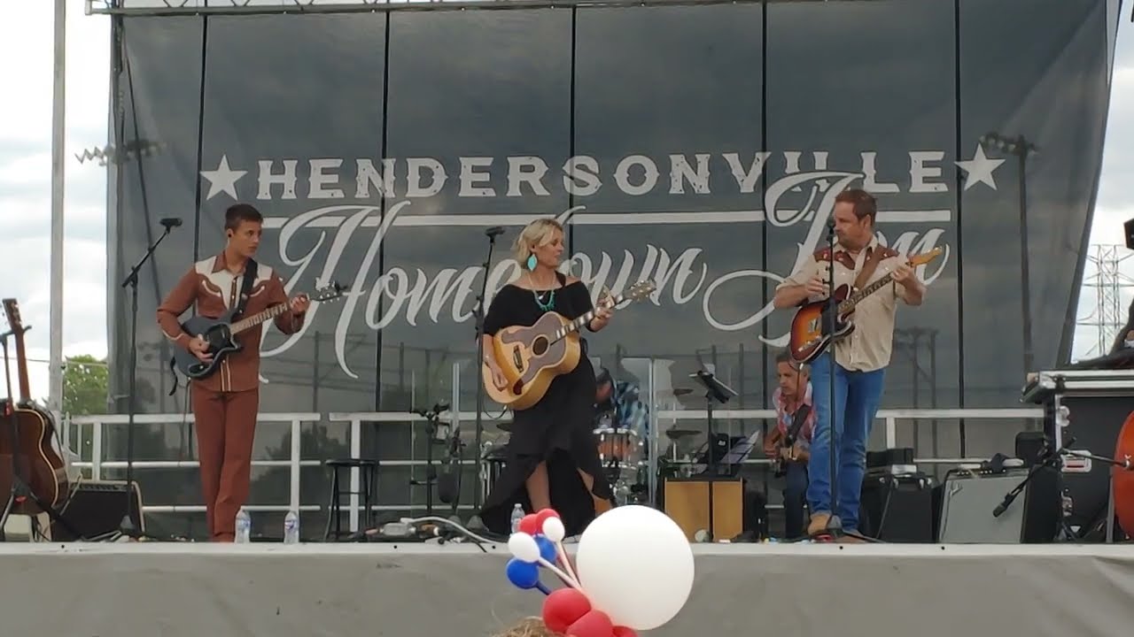 French Family Band - Highway 40 Blues
