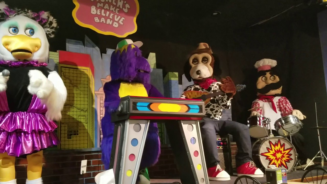 Birthday Star | Chuck E. Cheese's - West Allis, WI