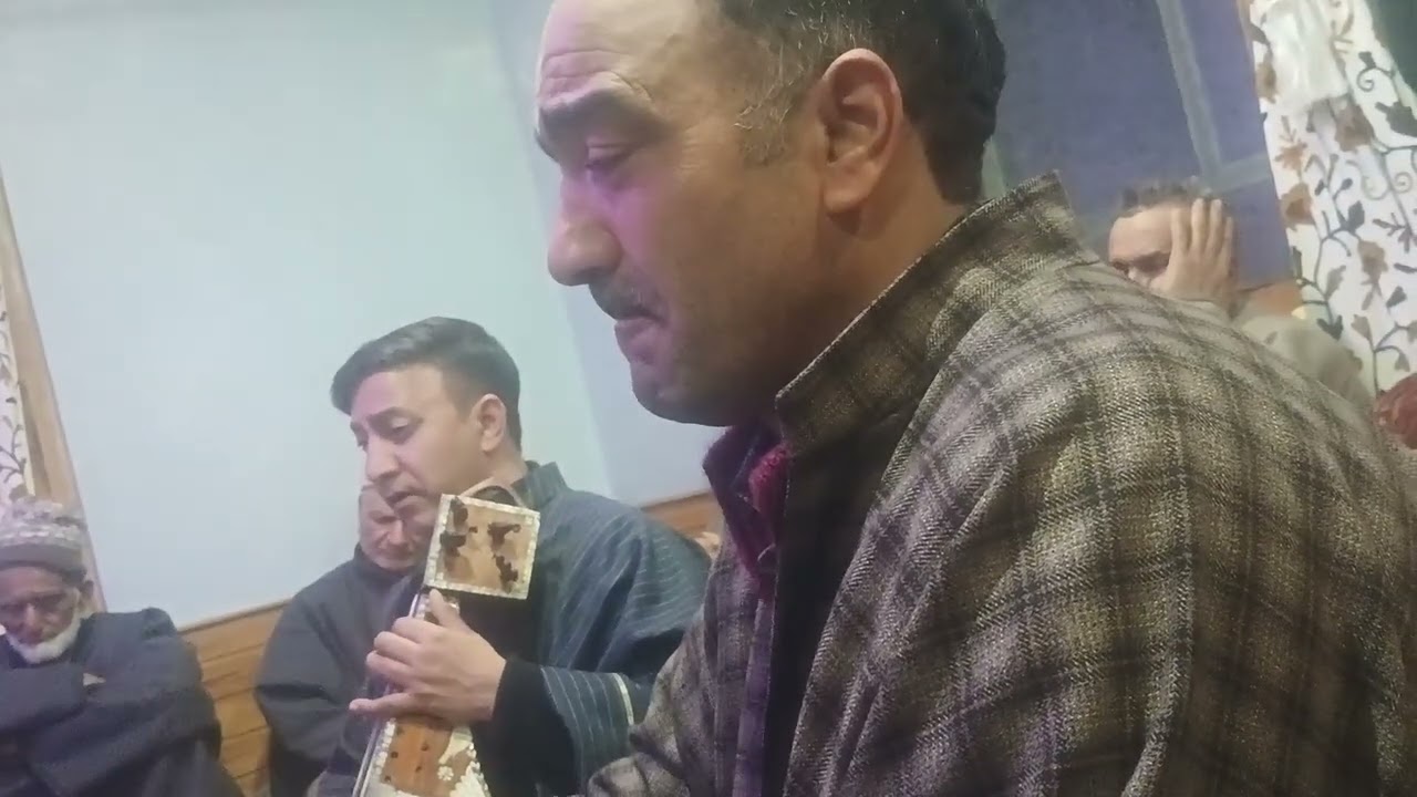 Abdul Rashid Hafiz|| Kashmiri Mehfill || Aadil Cassette House Pulwama 