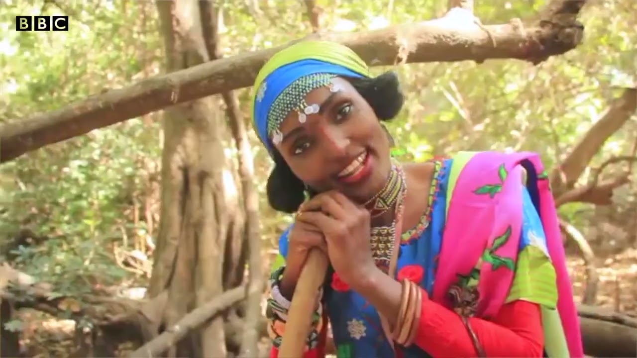 ...Daga Bakin Mai Ita tare da Hauwa 'Yar Fulani - BBC News Hausa