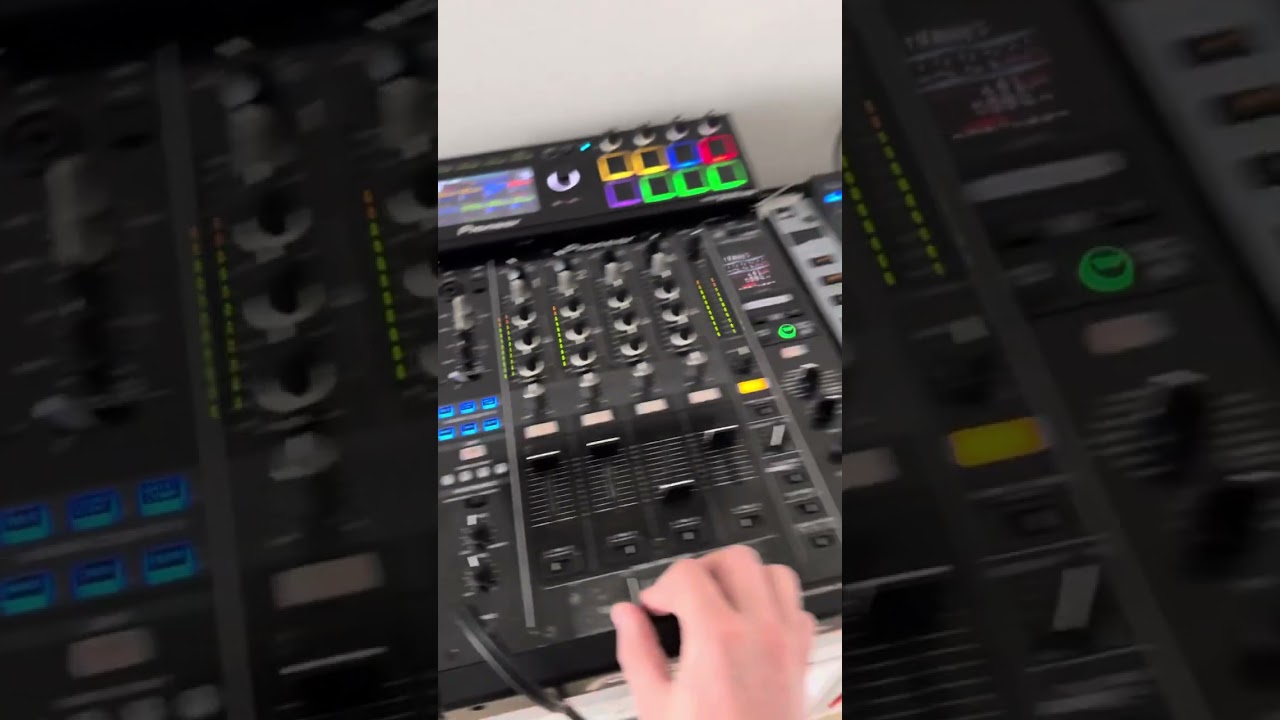 Pioneer Dj CDJ-3000 master tempo test and comparsion