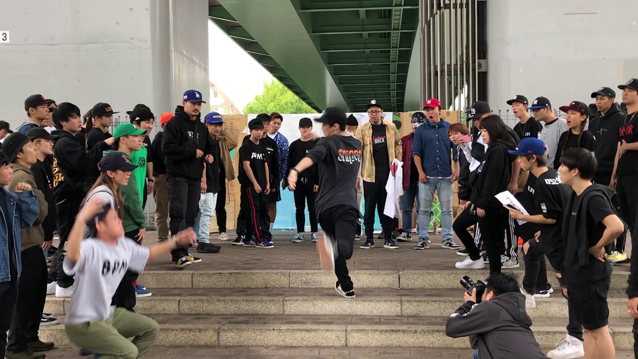 boy dread VS boi loopz