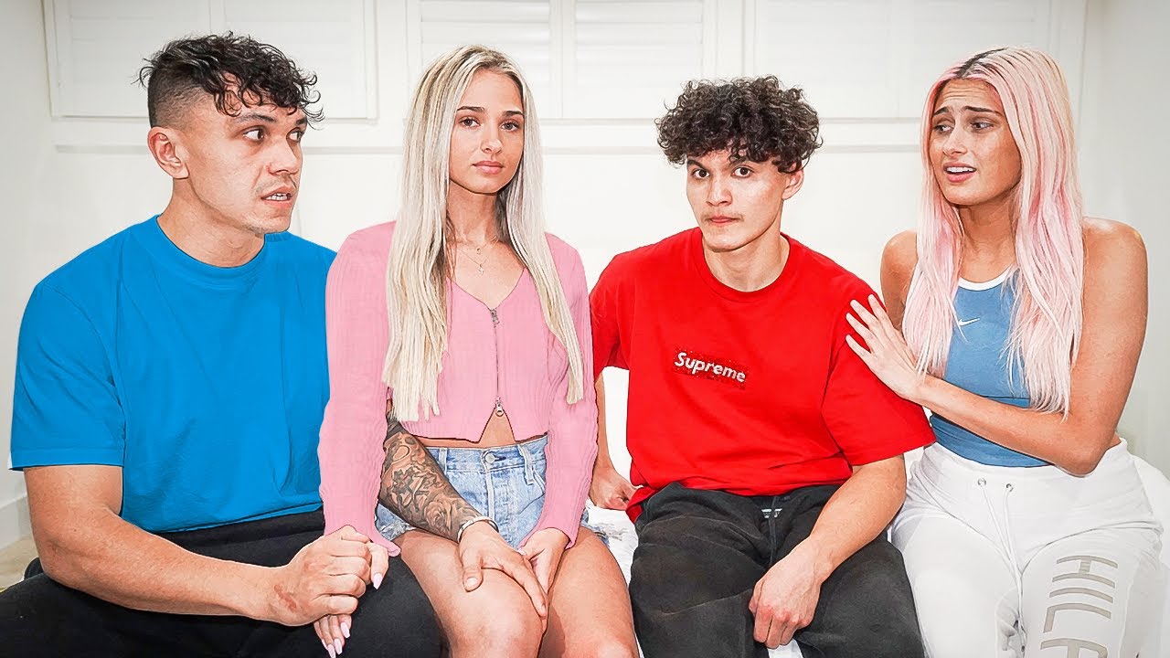 Telling my Friends We're Dating (New Girlfriend)