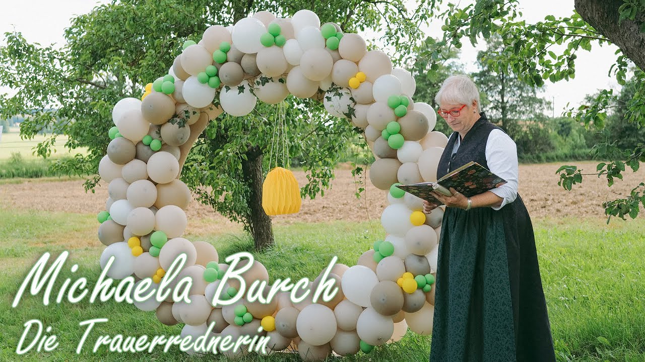 Michaela Burch | Die Grabrednerin - Freie Trauerrednerin