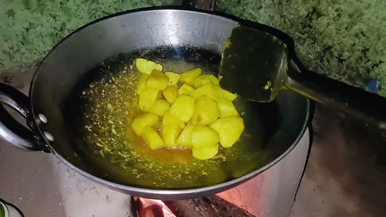 Aalu matar chawal