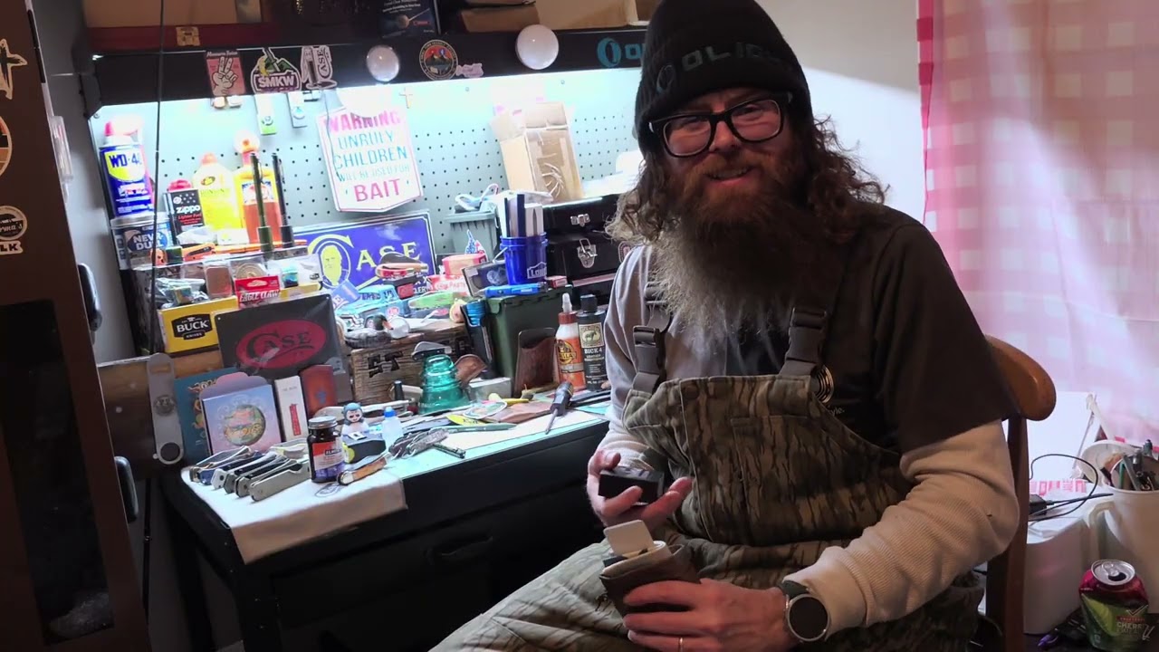 #knifebrotherhood Mail call from @jerseyknifeguy6382  @hillbillyridgeoutdoors @ClarksKentuckyKnives 