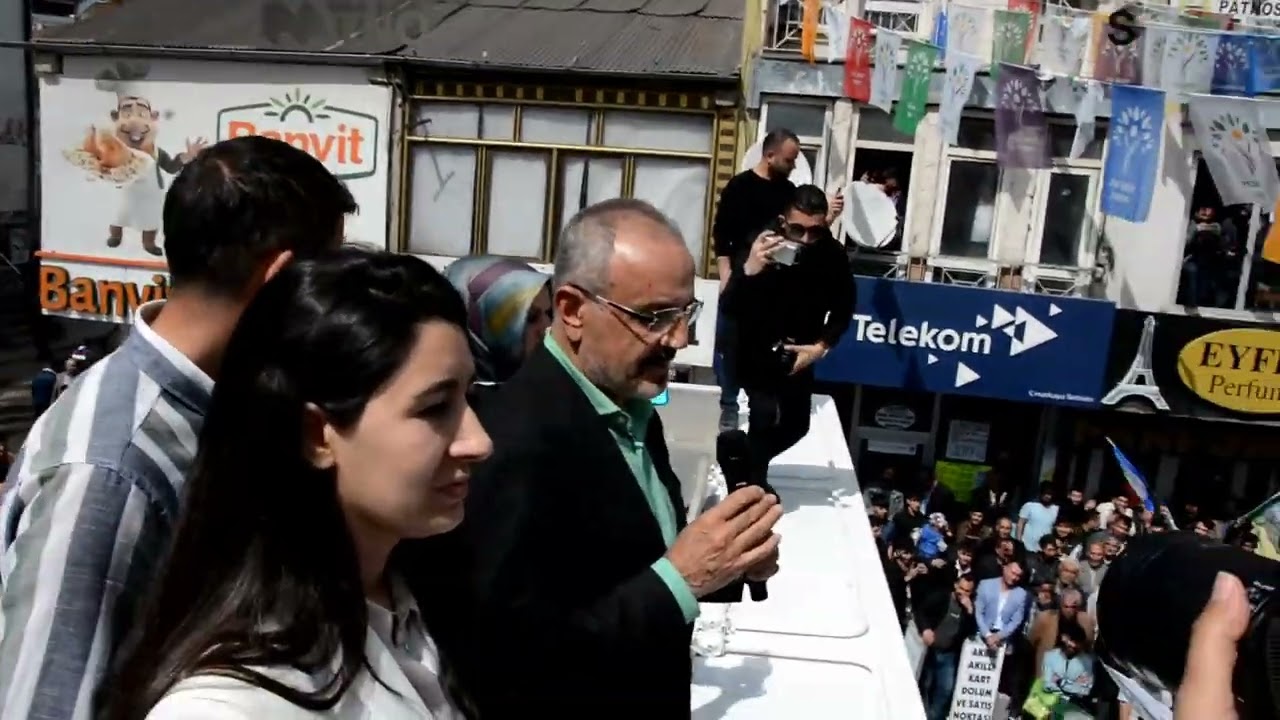 YEŞİL SOL PARTİ MİLLETVEKİLİ ADAYLARI PATNOS'TA COŞKUYLA KARŞILANDILAR
