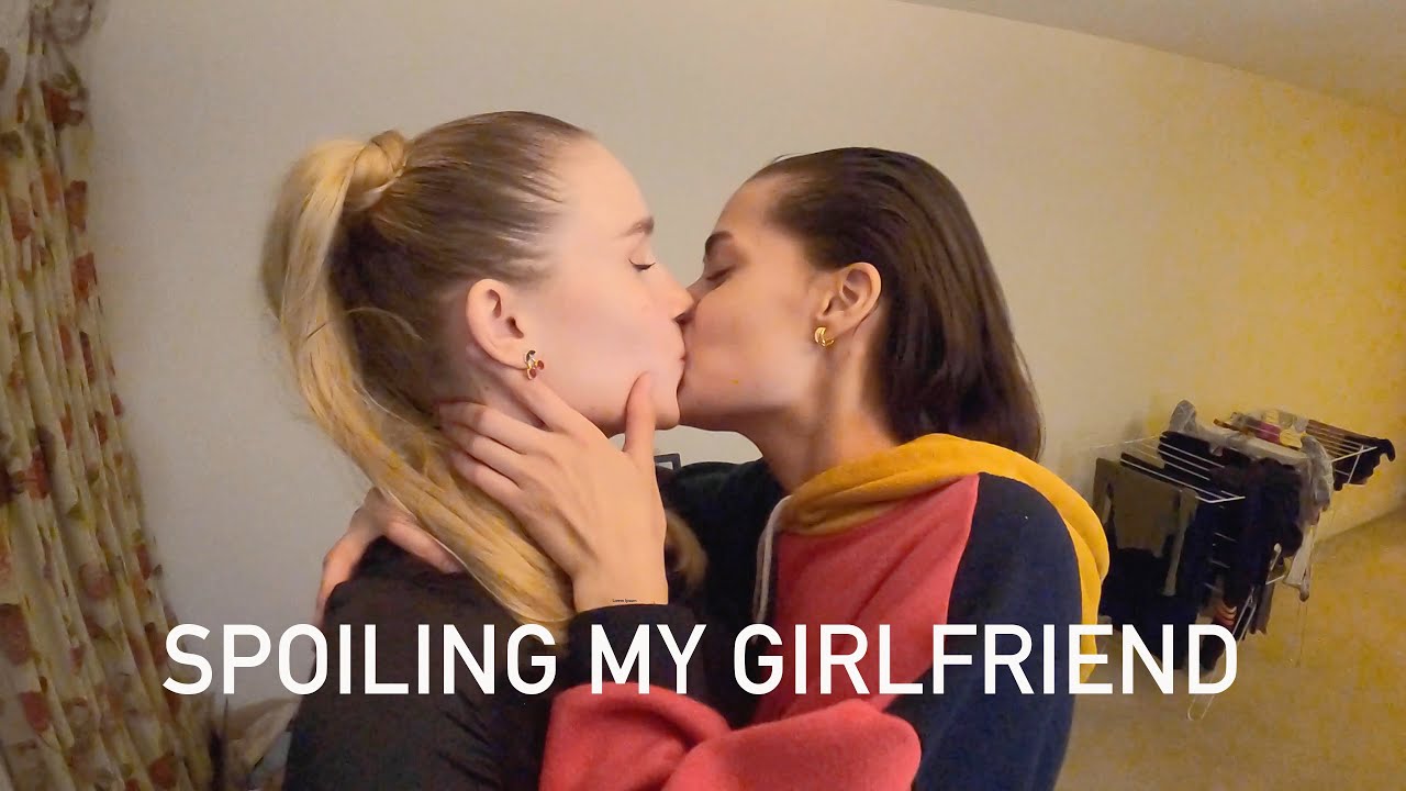 SPOILING MY GIRLFRIEND ON HER BIRTHDAY | Lesbian Couple Vlog