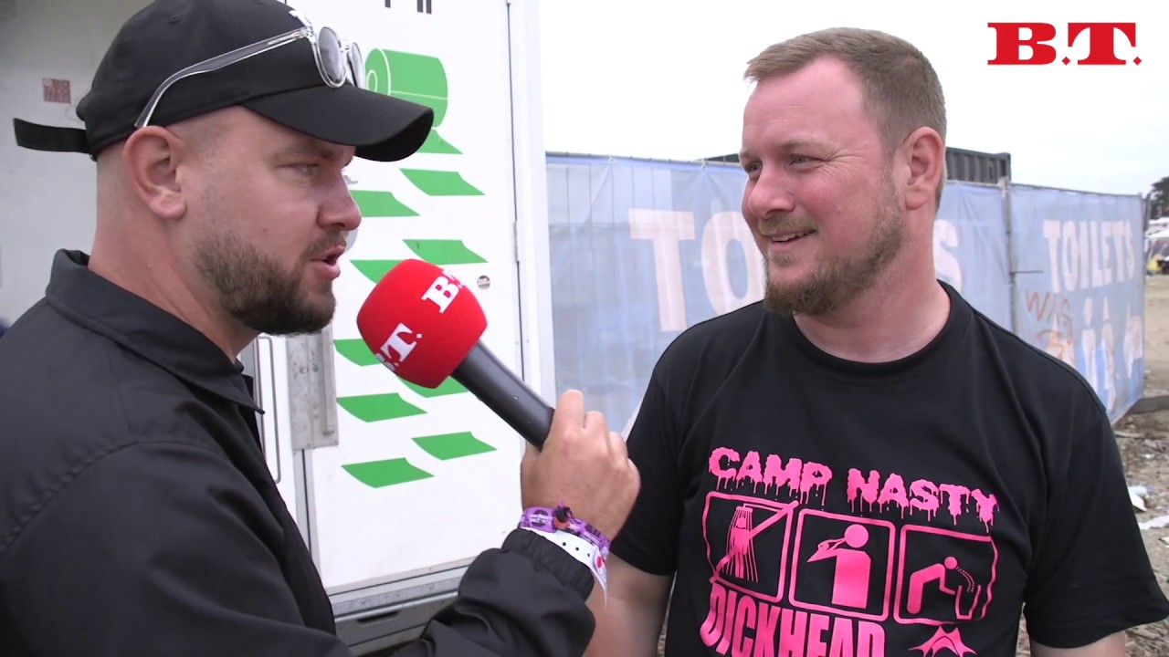 FANGET PÅ TOILET!? - Roskilde Festival
