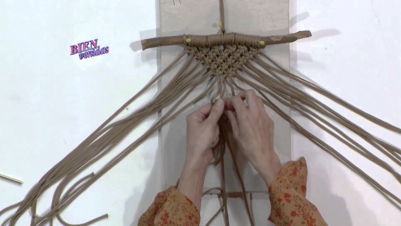 Patricia Belvedere - Bienvenidas en HD -  Teje en macramé un tapiz.