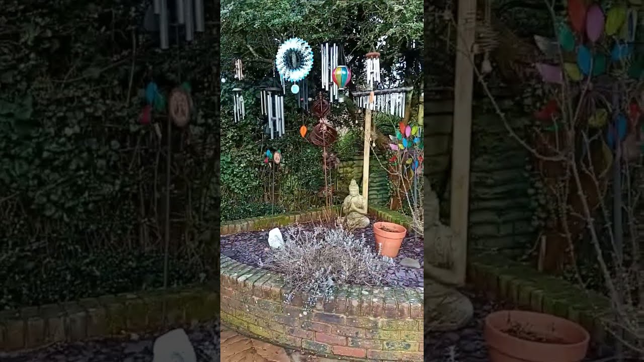 Look how many windchimes I have 😳