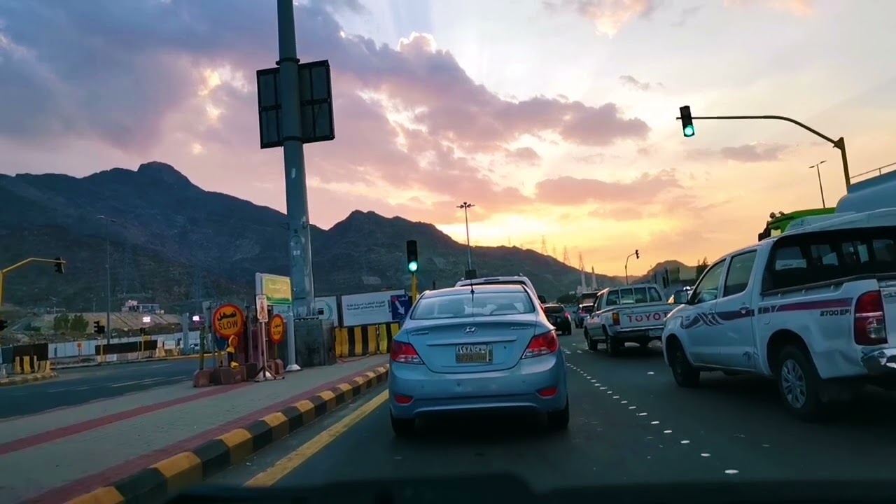 460-قررت اطلع مع حبيبي واخذ اختي الصغيره معاي واللي صار ..😭💔..!