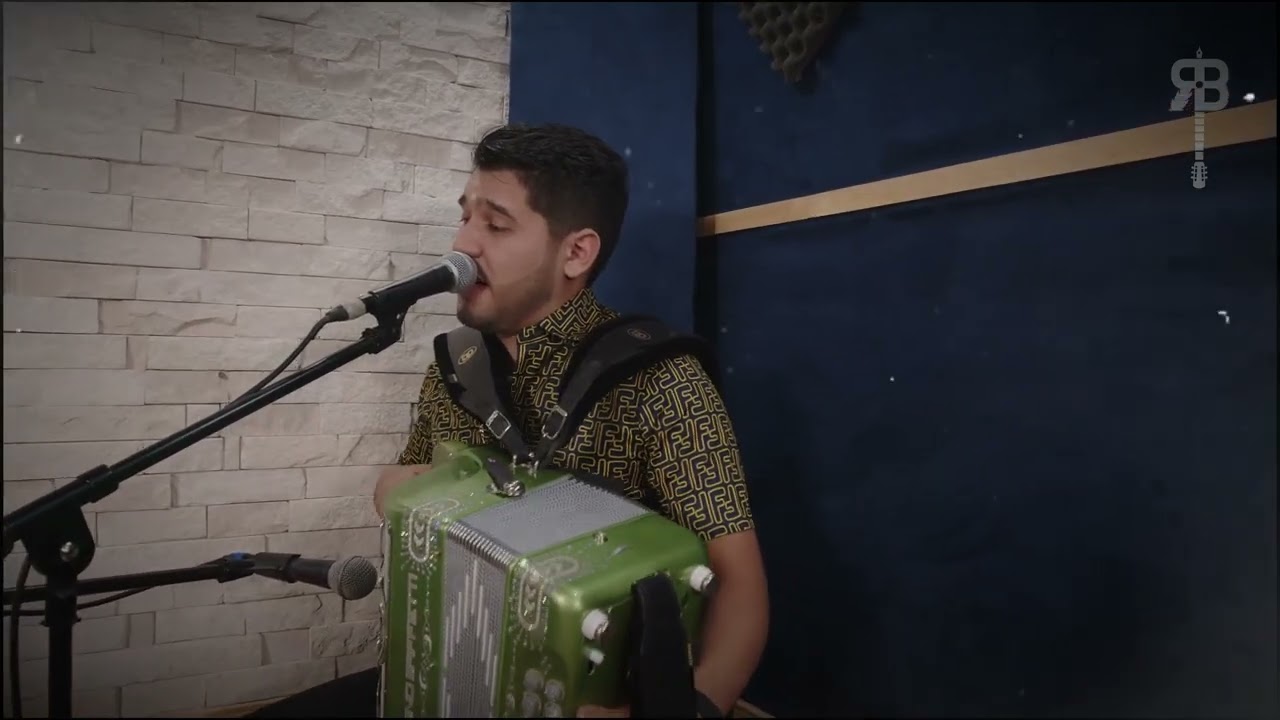 Aca Entre Nozz - Ra&uacute;l Beltr&aacute;n (Video Musical)