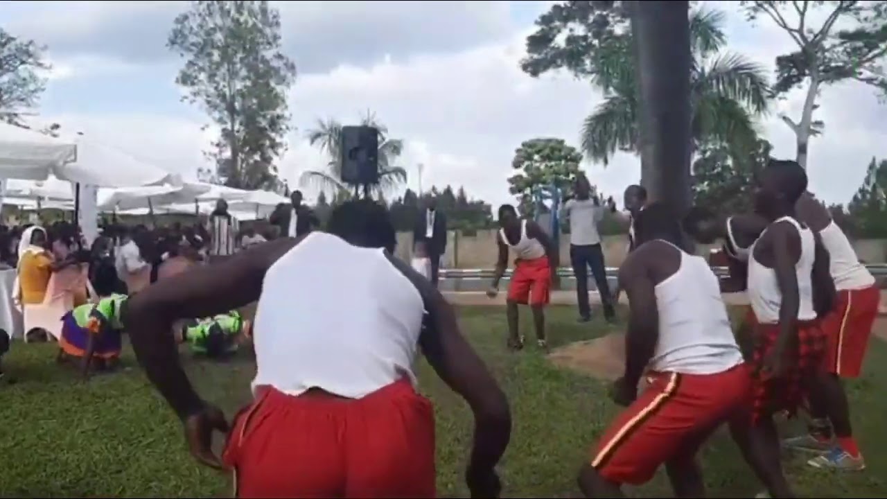 ADHOLA CULTURAL MUSIC