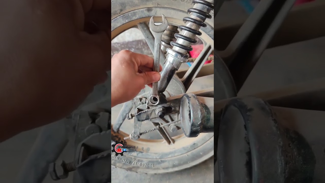 truco f&aacute;cil para subir tu amortiguador #motos