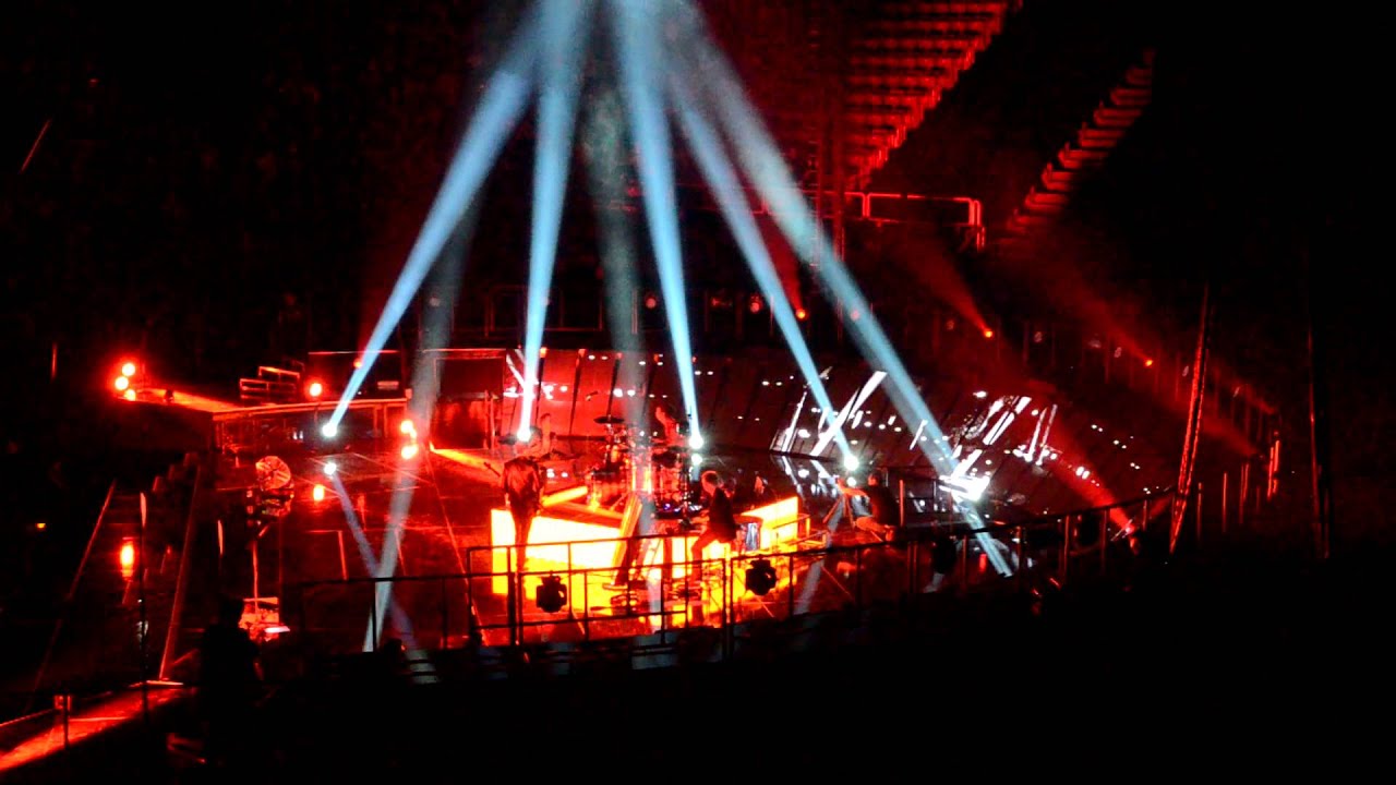 Muse Unsustainable / Supremacy Live Paris Bercy 2012