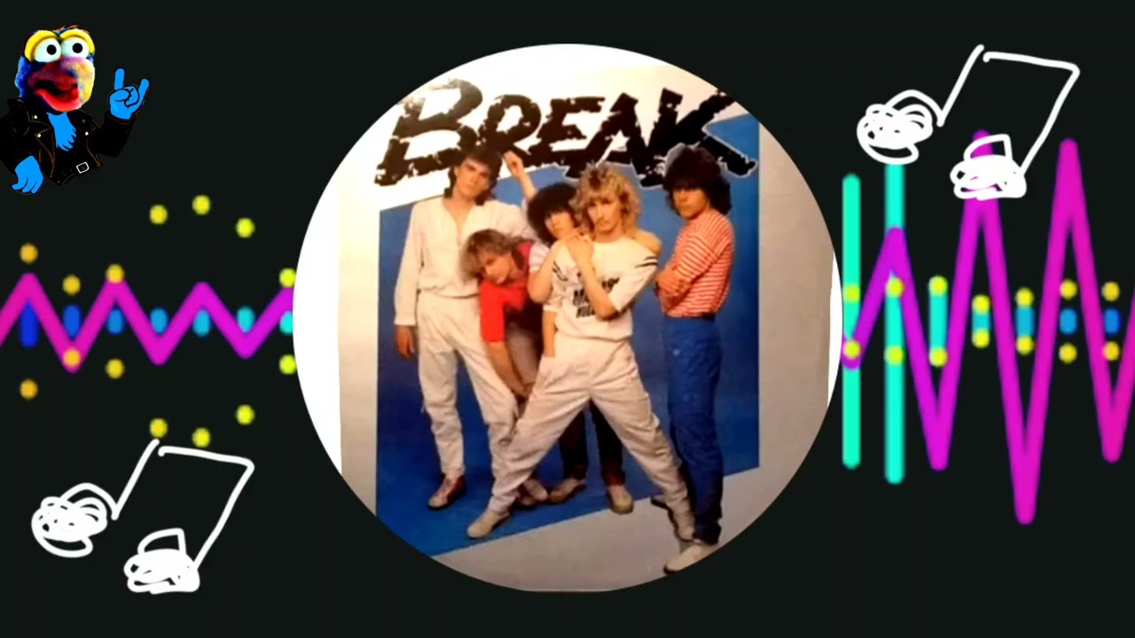 BREAK.                               BIG TOWN GIRL...                      (Mi pequeño gran amor)