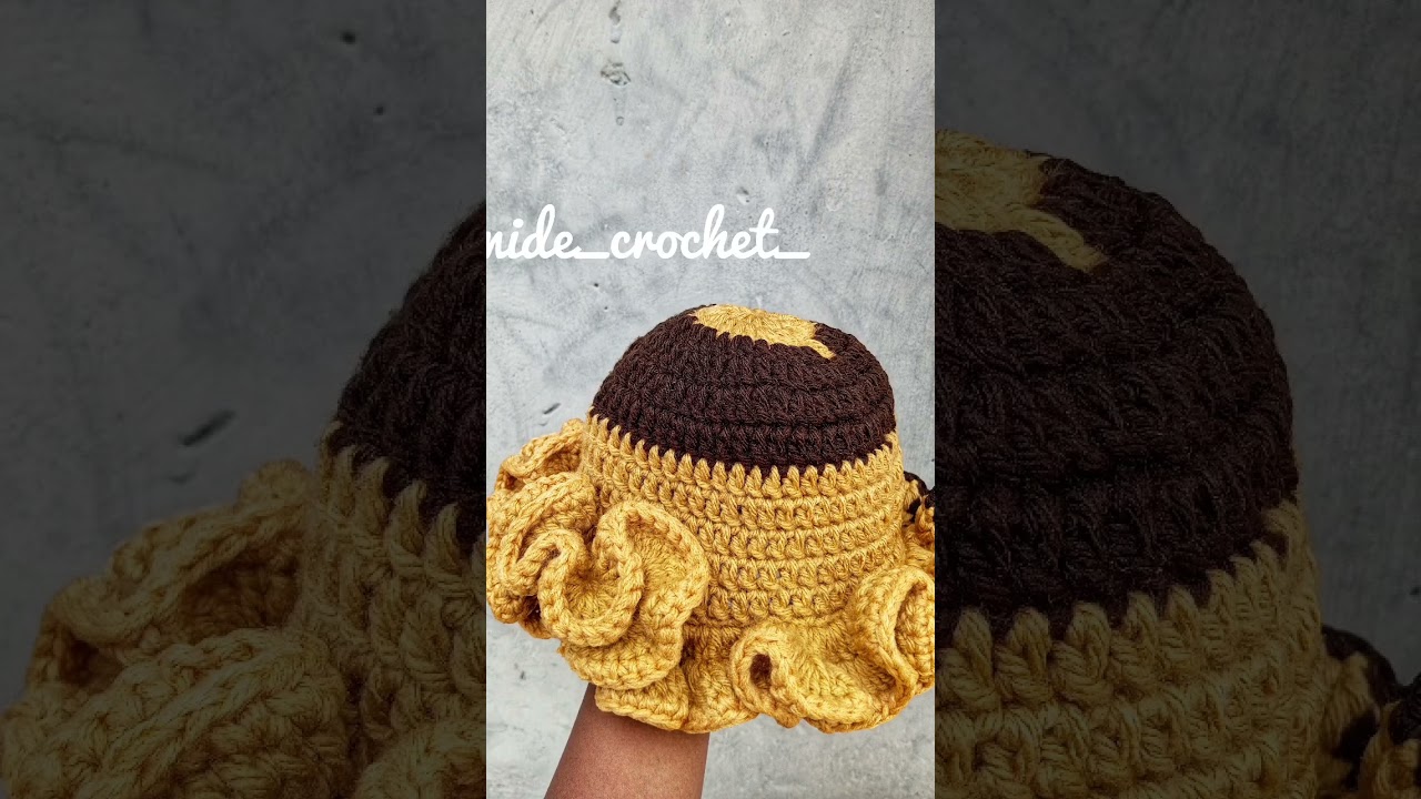 crochet 🧶 Ruffle Hat chocolate 🍫 and caramel ouweeee!! 