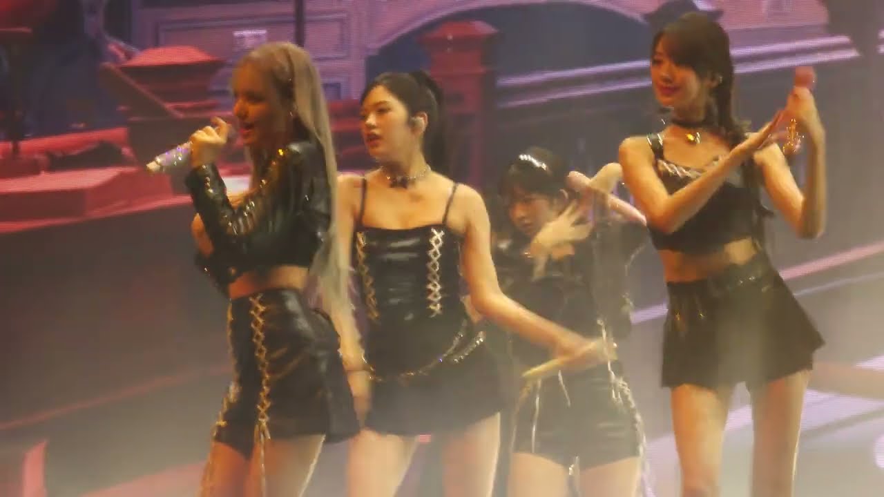 IVE 'Accendio' @ SHOW WHAT I HAVE tour in Amsterdam 240613 (4K)