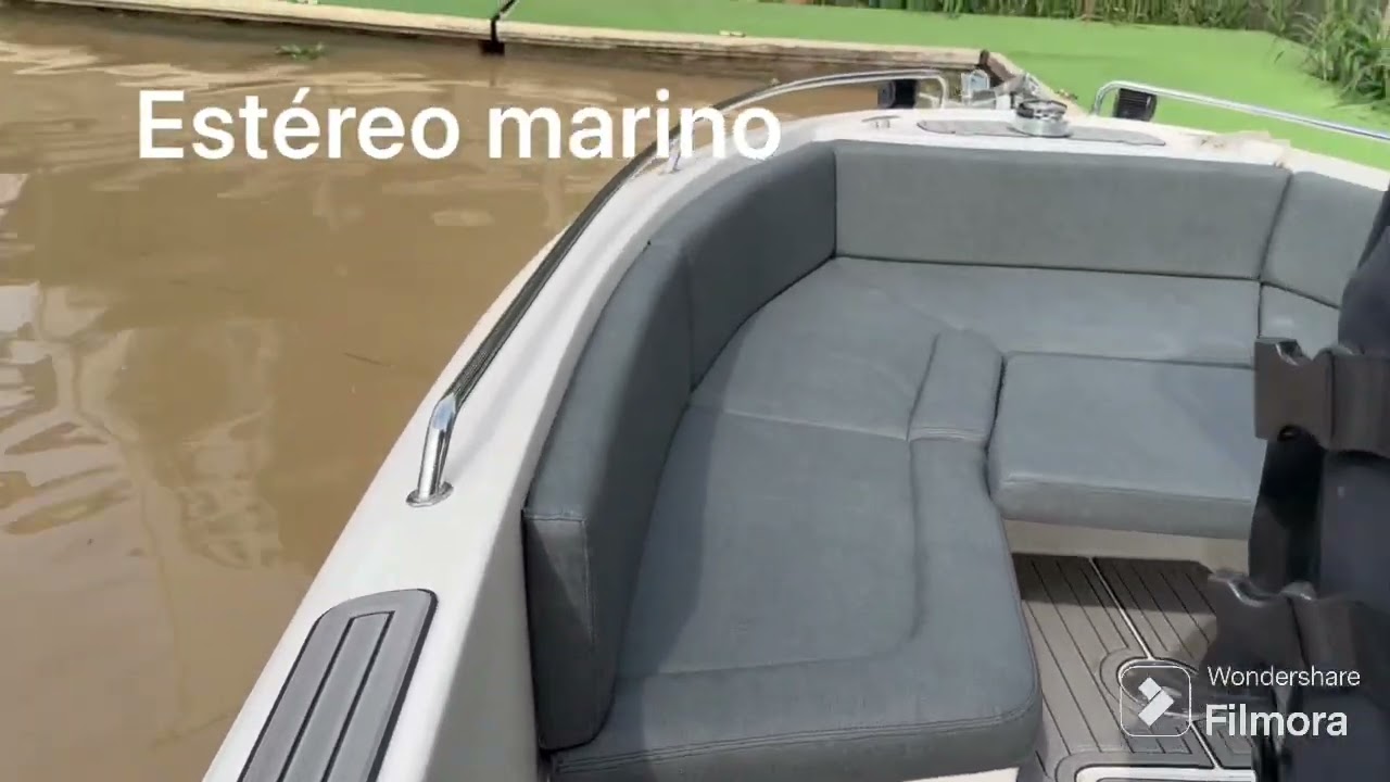 Vendo silver boat 210