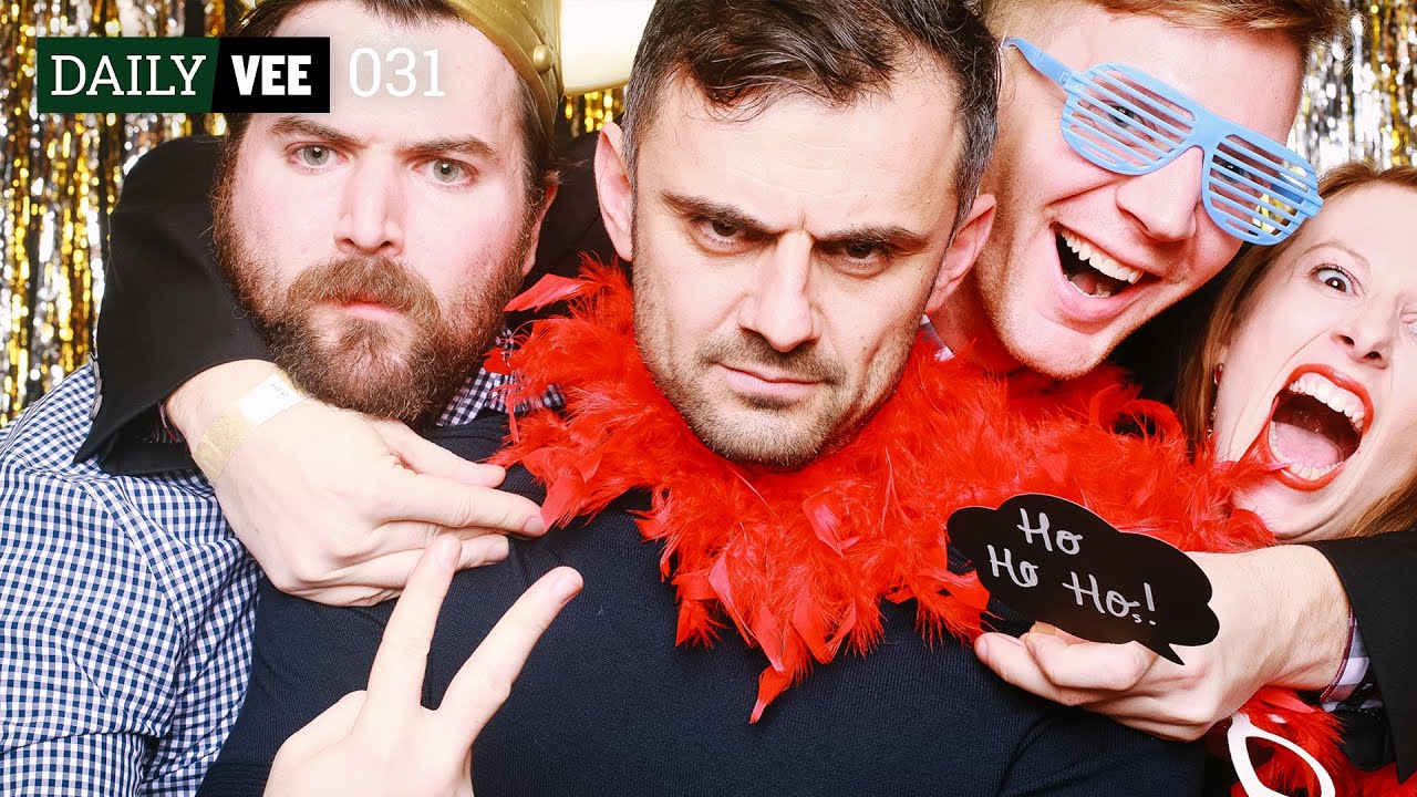 РЕЛИГИЯ КОМПАНИИ, ОСНОВАННОЙ НА ЧЕЛОВЕКЕ | DailyVee 031