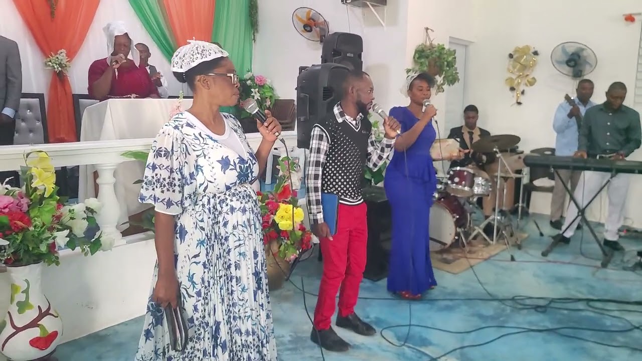 L'église de Dieu dirige pa Pasteur jeannot juillet culte dimanche matin de rio san juan ➡️ ➡️ ➡️ 