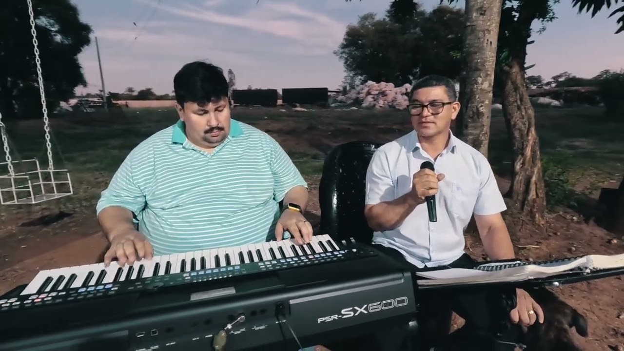 HINO 378 Sirley e Valdecir - CCB Hino Grandioso És Tu