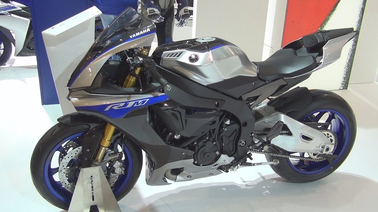 Yamaha YZF-R1M (2017) Exterior and Interior