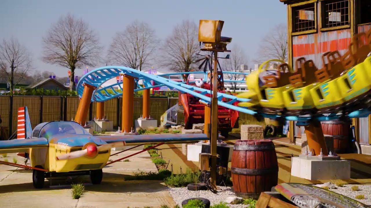Farmyard Flyer Rollercoaster at Paultons Theme Park