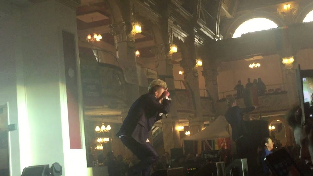 Jedward - Blackpool Pride - Lipstick