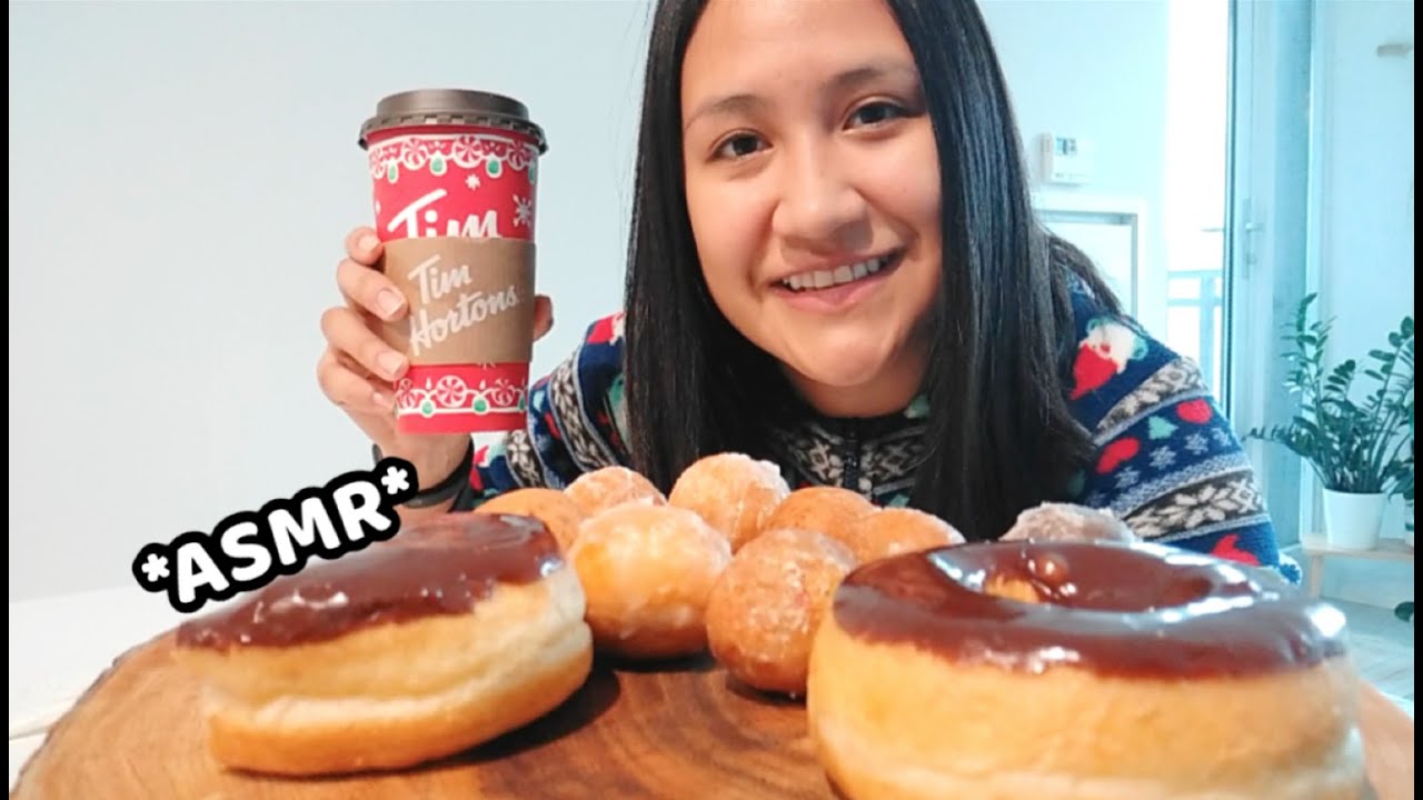 ASMR COMIENDO DESAYUNO 🍩 TIM HORTONS 🍩 TIMBITES + COFFE (EATING SOUNDS) SIPPING COFFEE ~ASMR ILYN