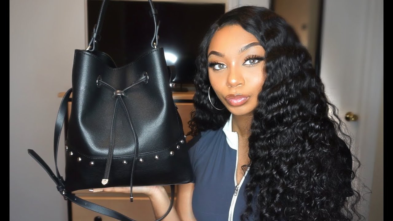 WHAT'S IN MY PURSE 2019 | Maitlyn Paige