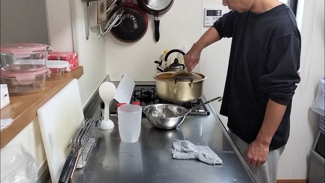 Calm Cooking at Home | Making a Big Batch of Curry for the Kids