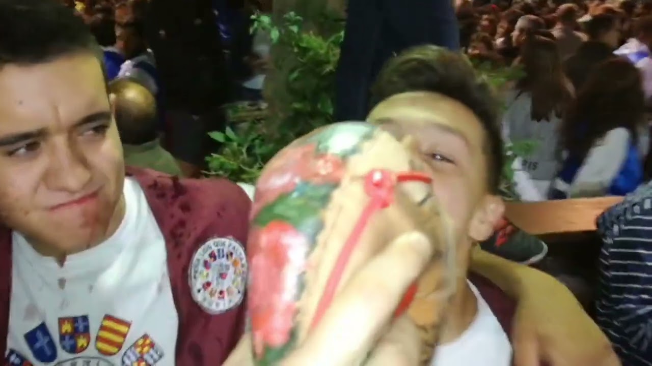 Peña los que Faltaban de Soria...año 2017..Dia del Pregón, bajada a la plaza mayor y desfile