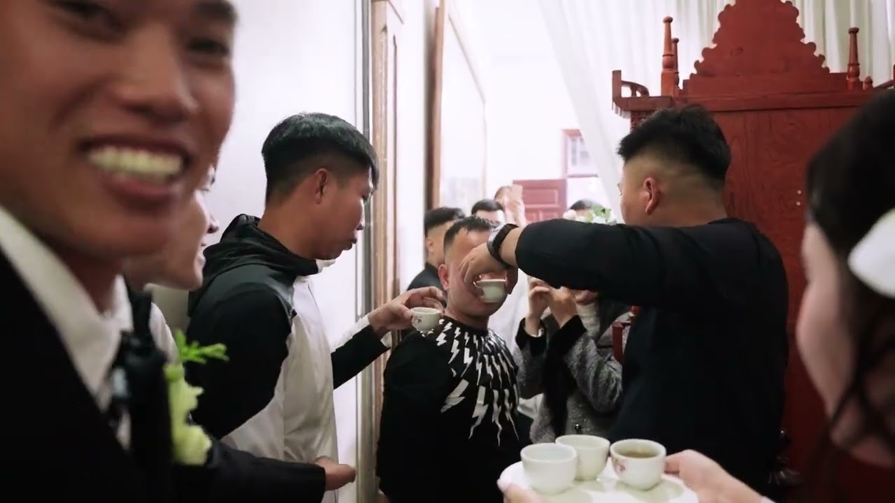 DUY MẠNH & HƯƠNG GIANG