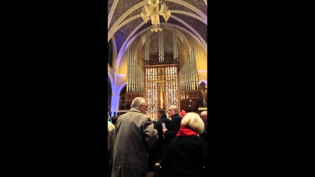 Closing  Christmas Eve at Central Lutheran Church - Minneapolis, MN